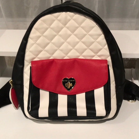 Backpack - Picture 1 of 3